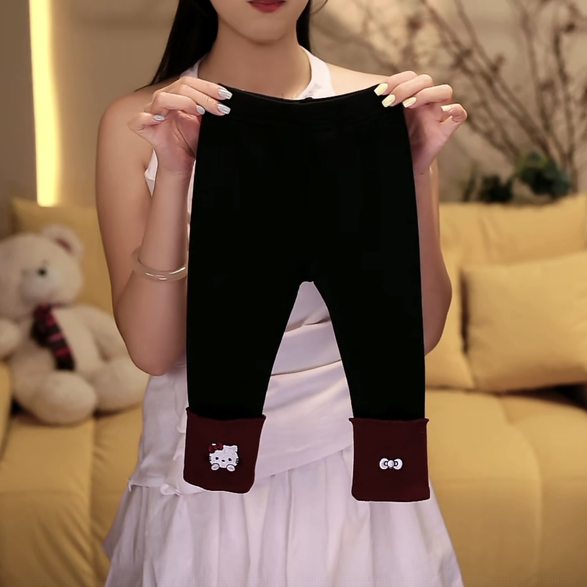 加绒女童2025冬季新款可爱洋气卡通百搭加绒重工刺绣堆堆袜打底裤