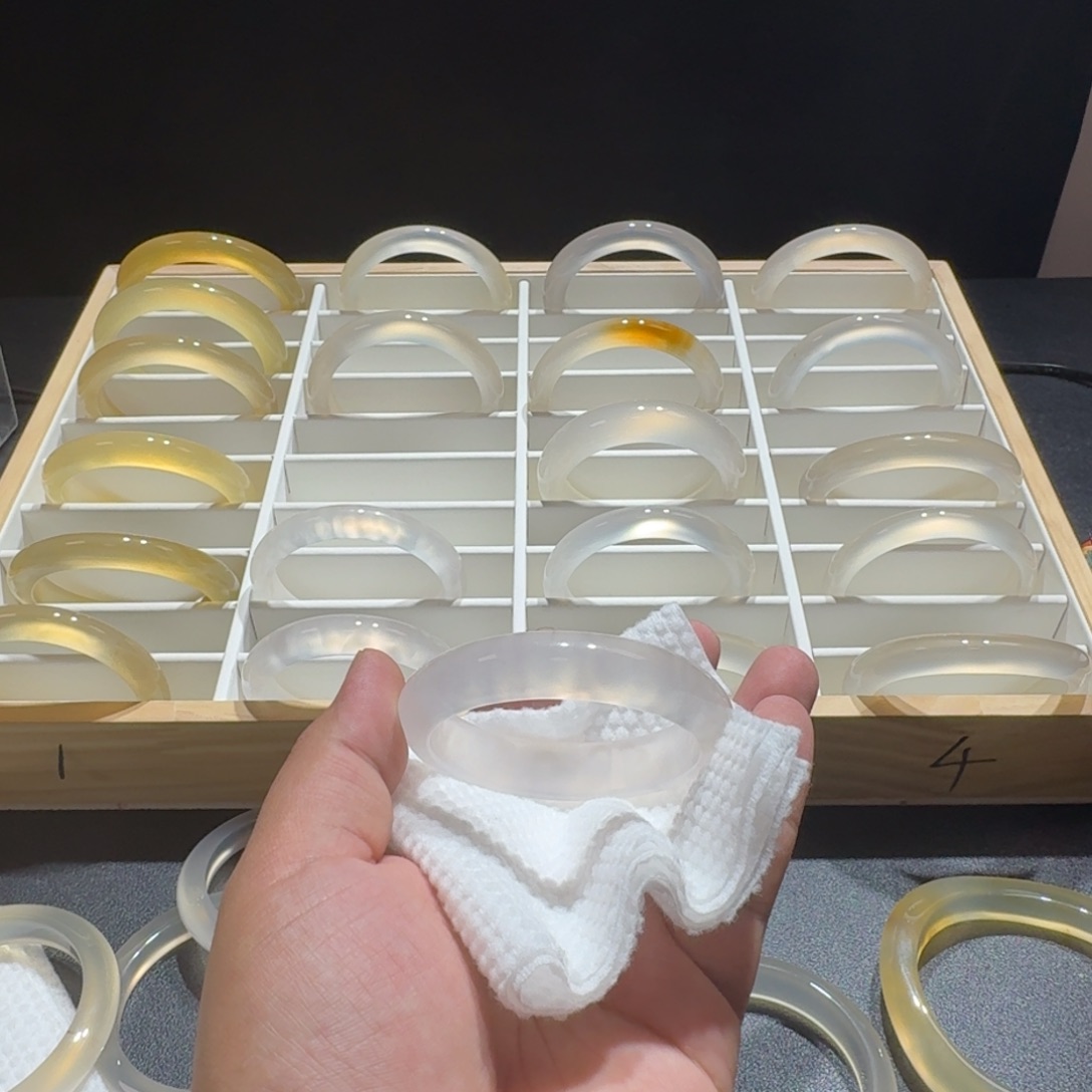 C***-玛瑙/玉髓手链合金