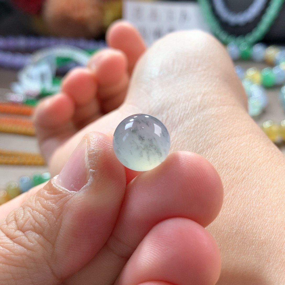 翡翠手链未镶嵌冰胶乌鸡卡11.76