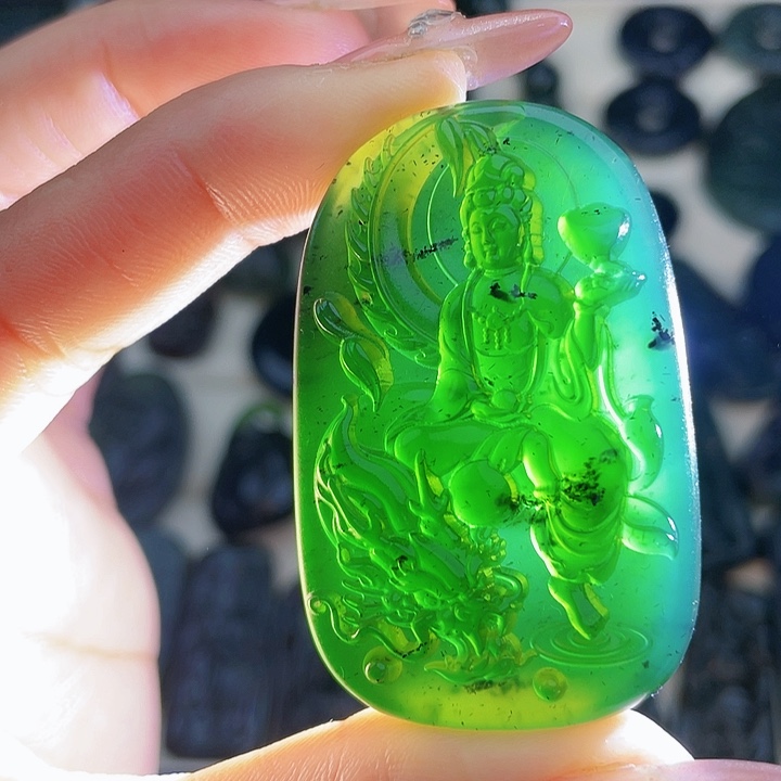 蛇纹石玉未镶嵌挂件泰山玉御龙观音