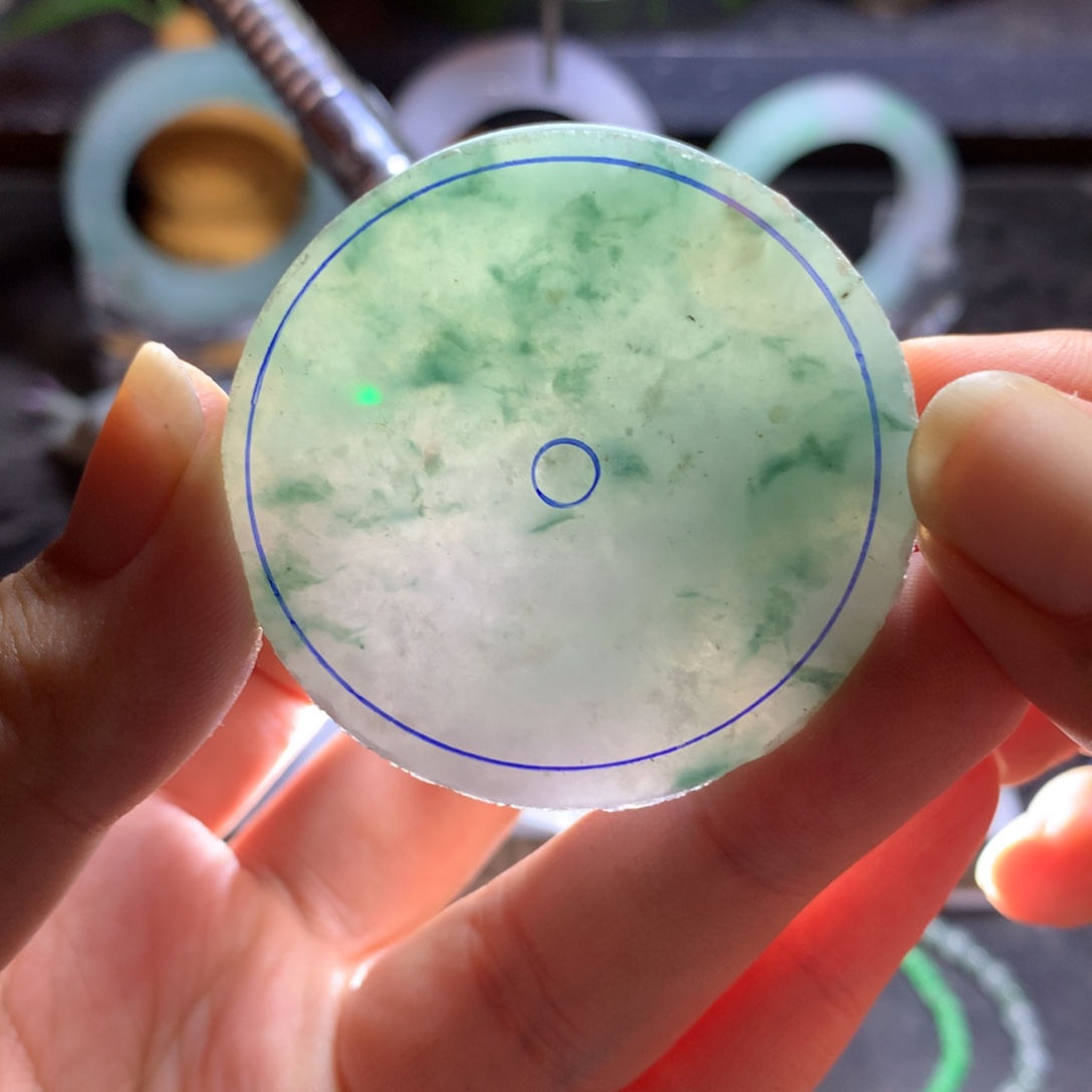 定制翡翠未镶嵌翡翠