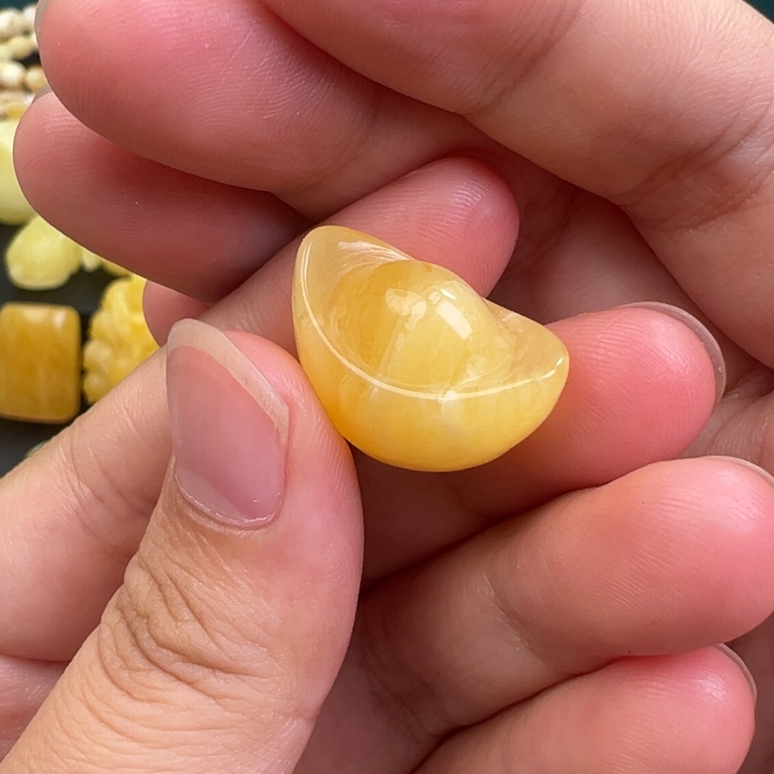 琥珀手链未镶嵌元宝