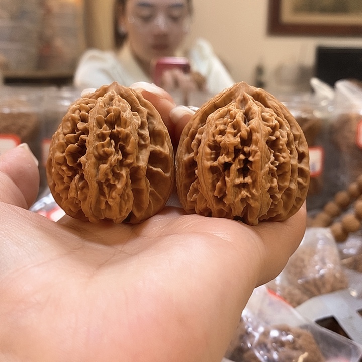 文玩核桃吊坠40状元冠