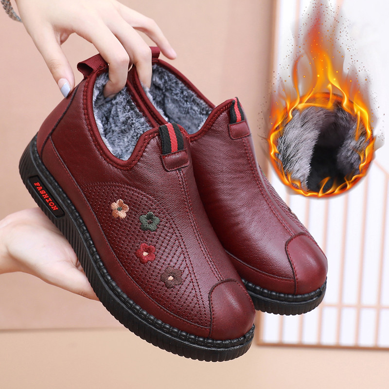 妈妈鞋棉鞋女秋冬季加绒平底防滑老人奶奶短靴中老年人保暖雪地靴