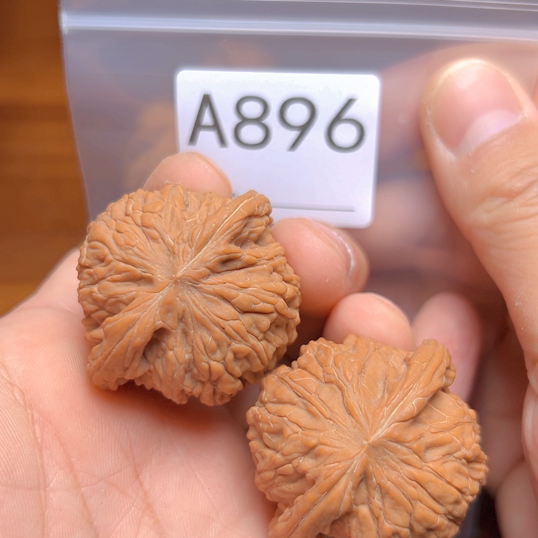 文玩核桃吊坠42磨盘