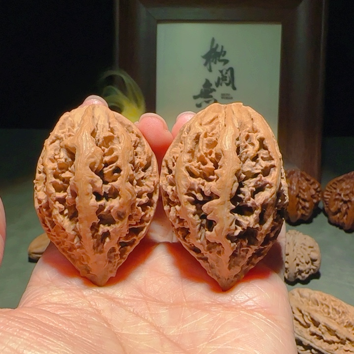 文玩核桃吊坠米子59