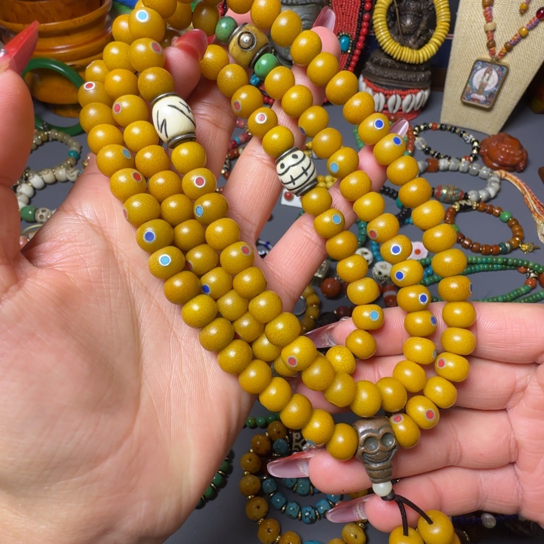 吊坠吊坠吊坠的吊坠