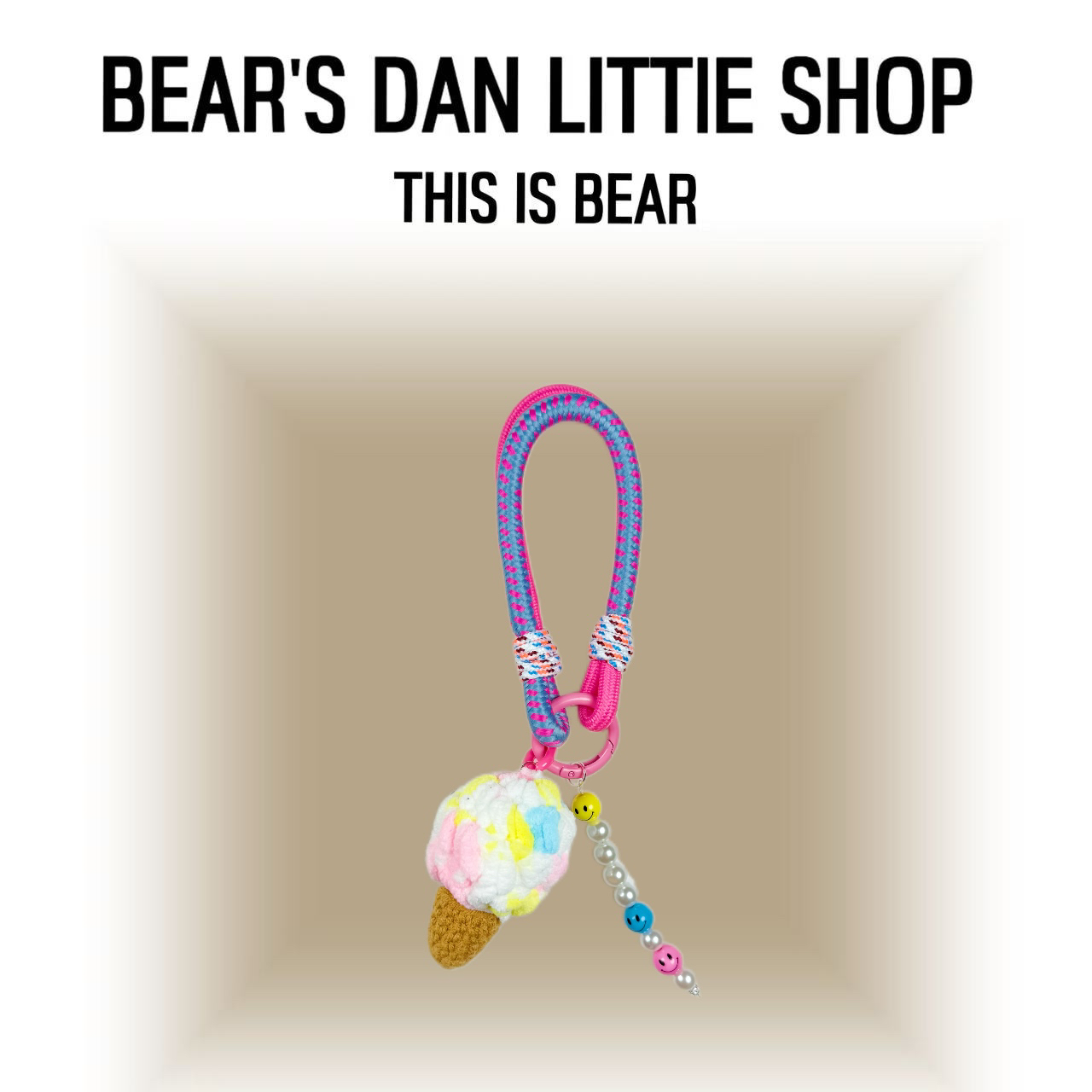 This is Bear•设计师原创包包挂件/手机挂饰/车挂/冰淇淋