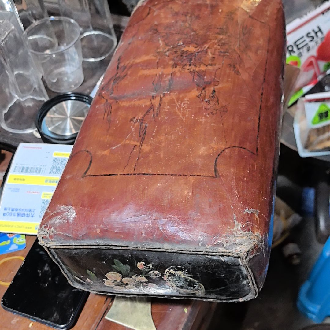 香榧木用****1皮枕头一个，包老保真