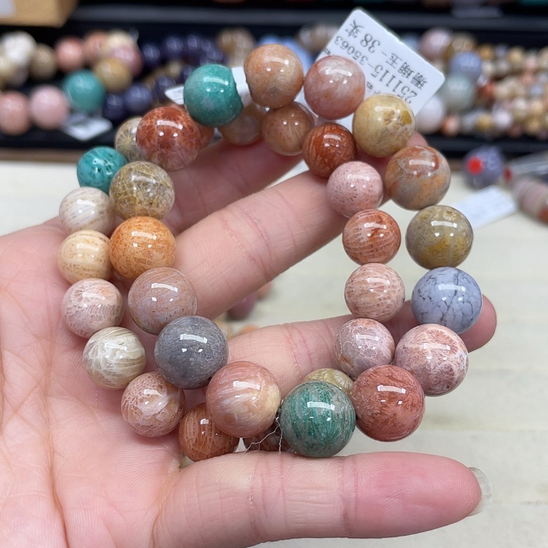 未镶嵌手串硅化珊瑚（珊瑚玉）万*睡219