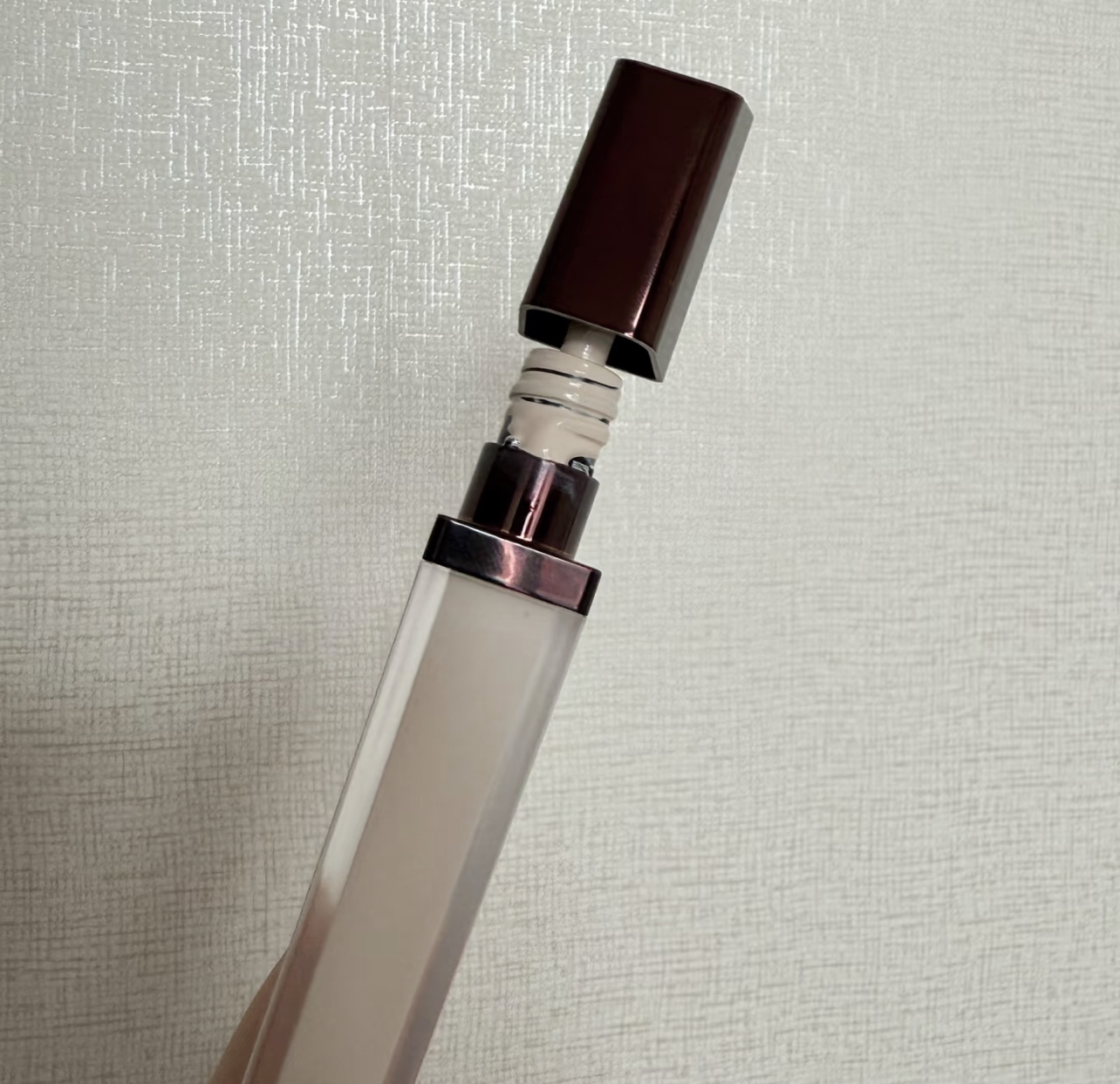 Hourgls遮瑕膏面部泪沟提亮