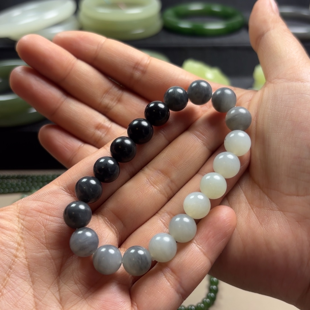 颈饰未镶嵌和田玉卡10