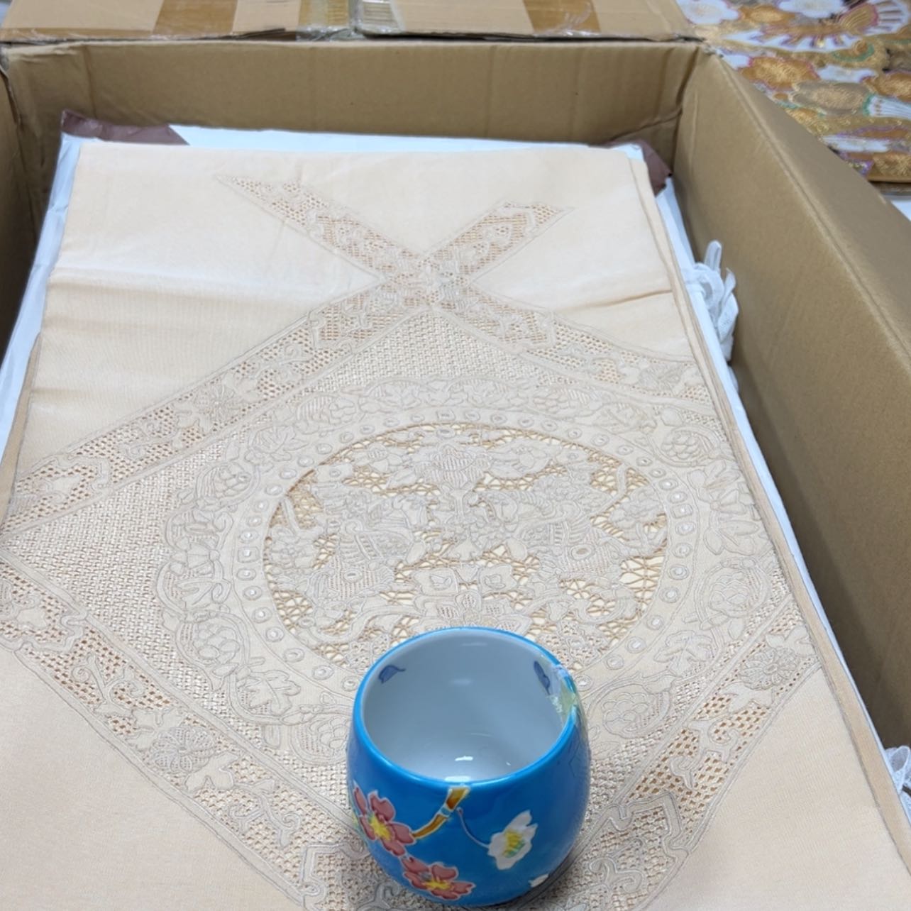 【闪购商品】水**?陶瓷马克杯带盖勺