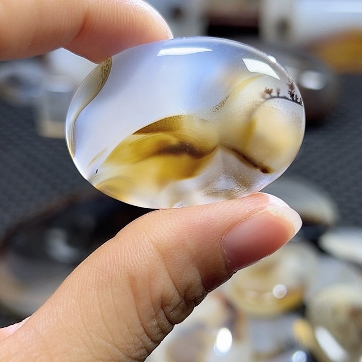 玛瑙/玉髓未镶嵌珠宝半成品