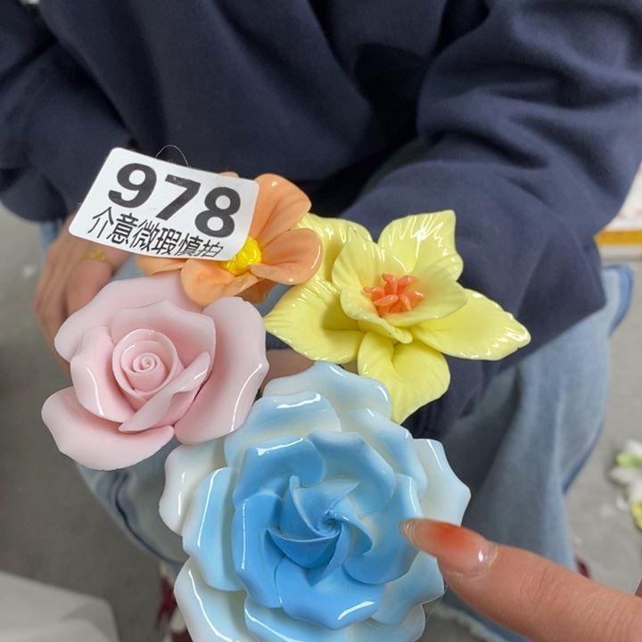 摆件陶瓷材料加工