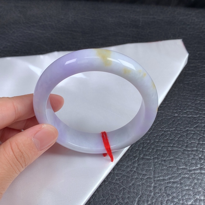 翡翠未镶嵌手镯   