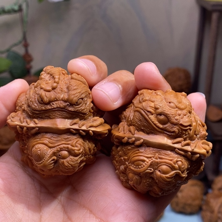 【闪购商品】核桃手串/手链玉****走大尺寸金蟾