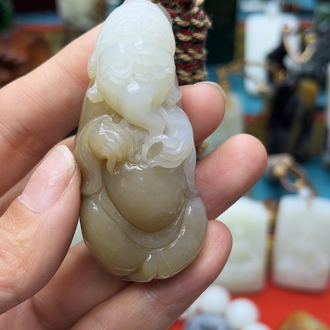 和田玉未镶嵌挂件