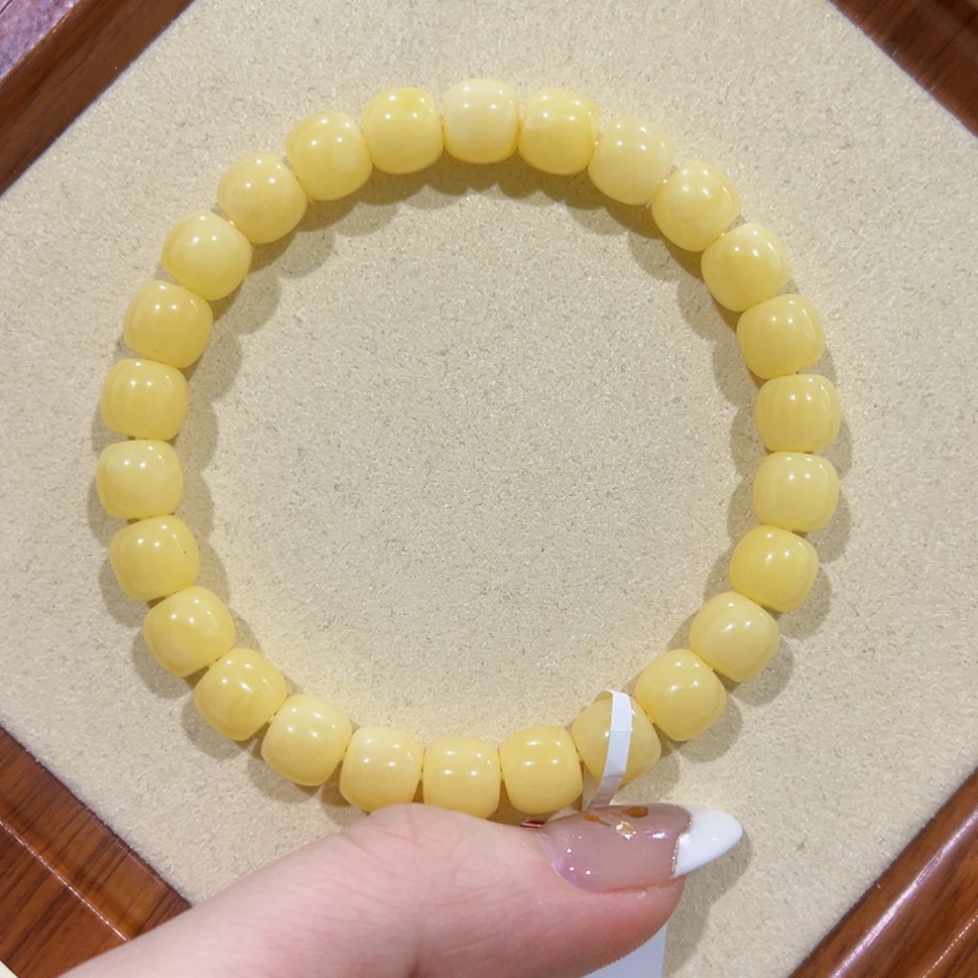 蜜蜡手链未镶嵌自**’8m奶糖