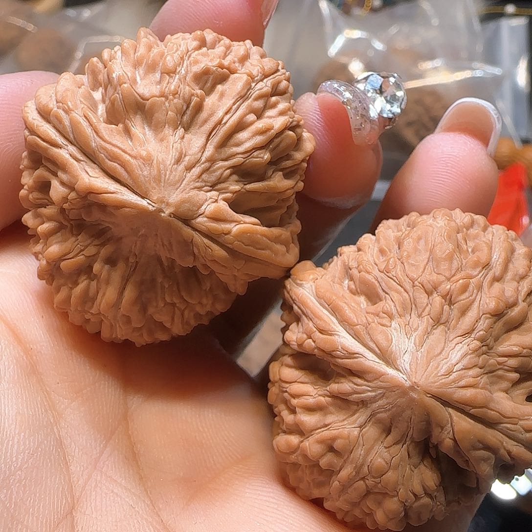 文玩核桃吊坠38蒜头全