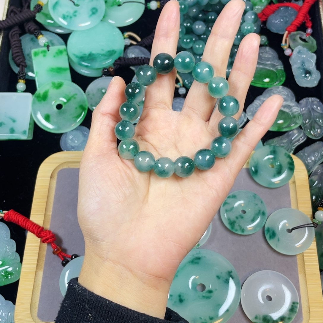 佳***武翡翠未镶嵌颈饰吊坠