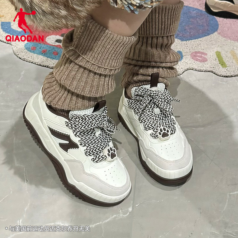 乔丹熊猫面包鞋2025新款女鞋休闲板鞋夜光潮流增高厚底运动鞋百搭