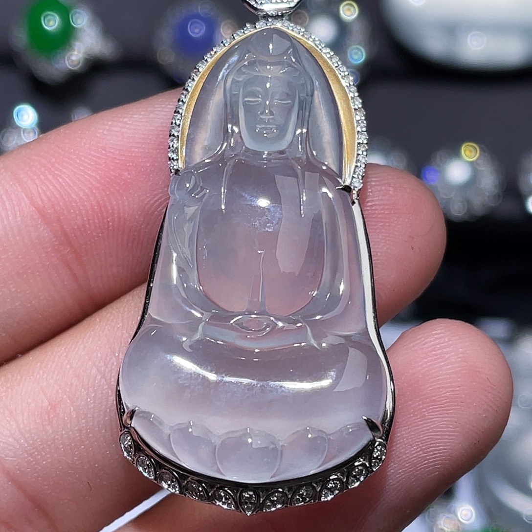 翡翠18K金镶嵌颈饰