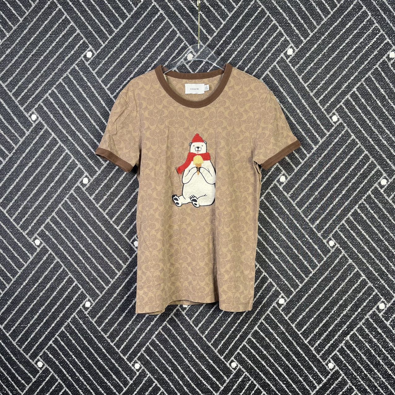 95新 COACH/蔻驰 95新/蔻驰满印白熊T恤/xs码/18006