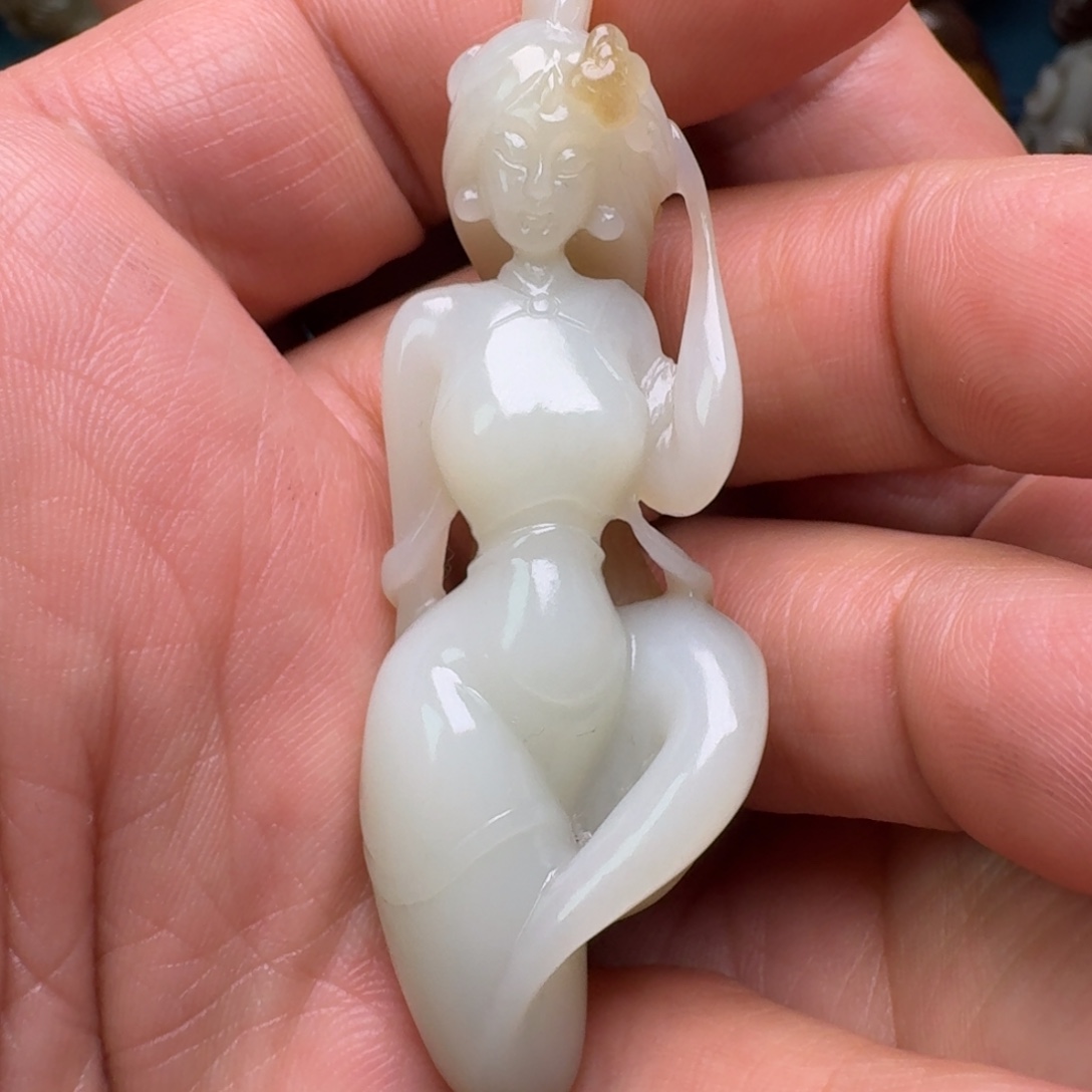 和田玉未镶嵌挂件