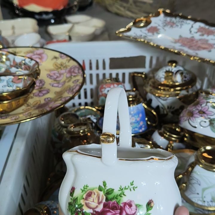 摆件陶瓷默认微瑕。。。。。