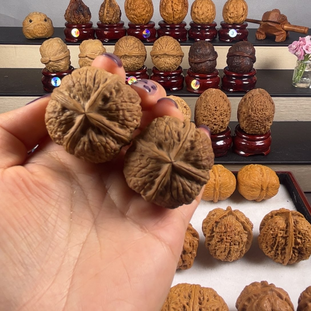 文玩核桃吊坠小四喜W7