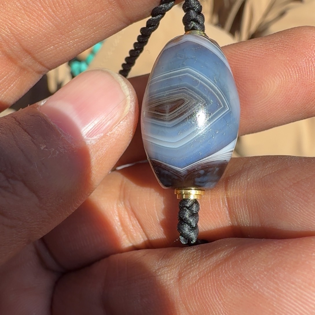 M***i玻璃颈饰精品珠子