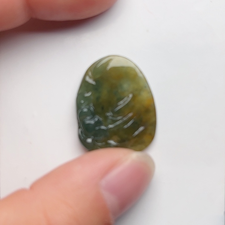 翡翠颈饰未镶嵌荷花鱼