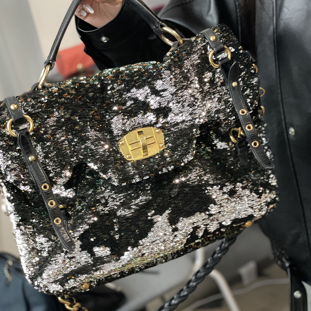 95新 MIU MIU/缪缪 阿白奢品/缪缪 亮片邮差包