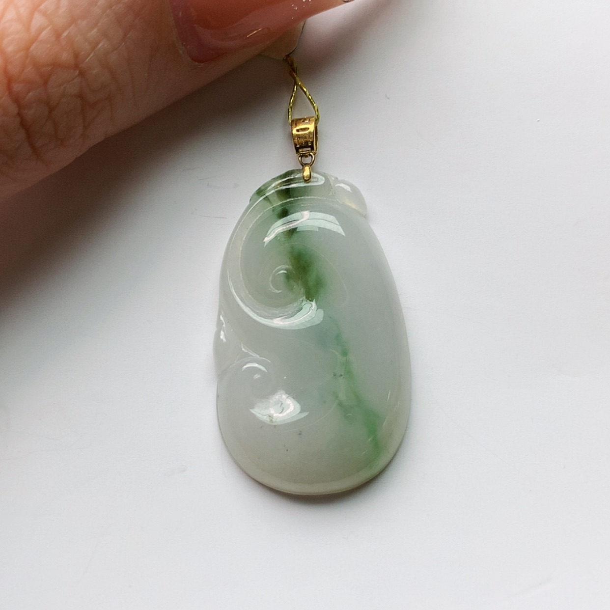 【闪购商品】翡翠18K金镶嵌颈饰111……