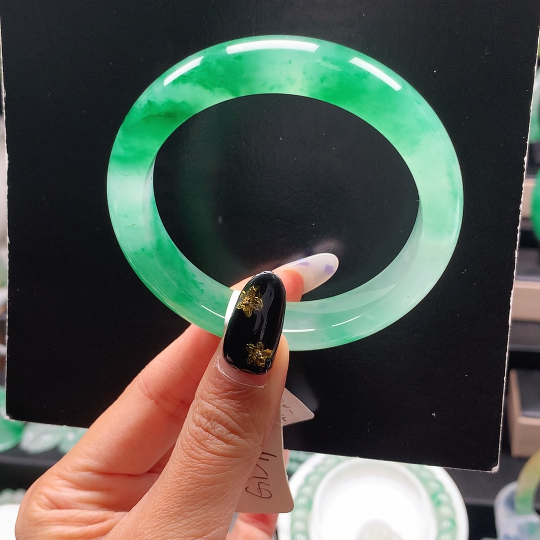 石英质玉未镶嵌手镯53