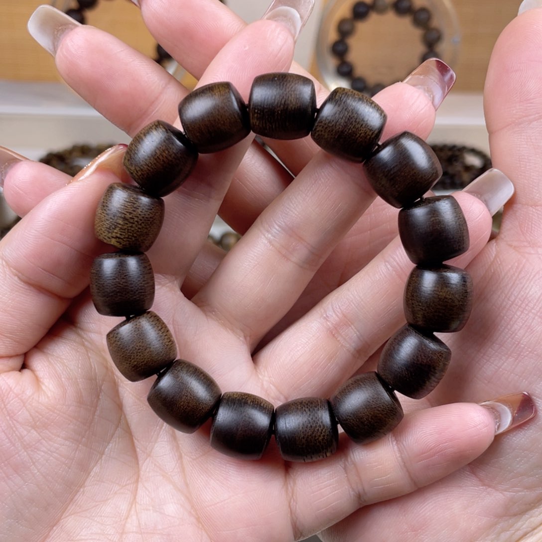 沉香手串?*遥越南芽庄白棋楠