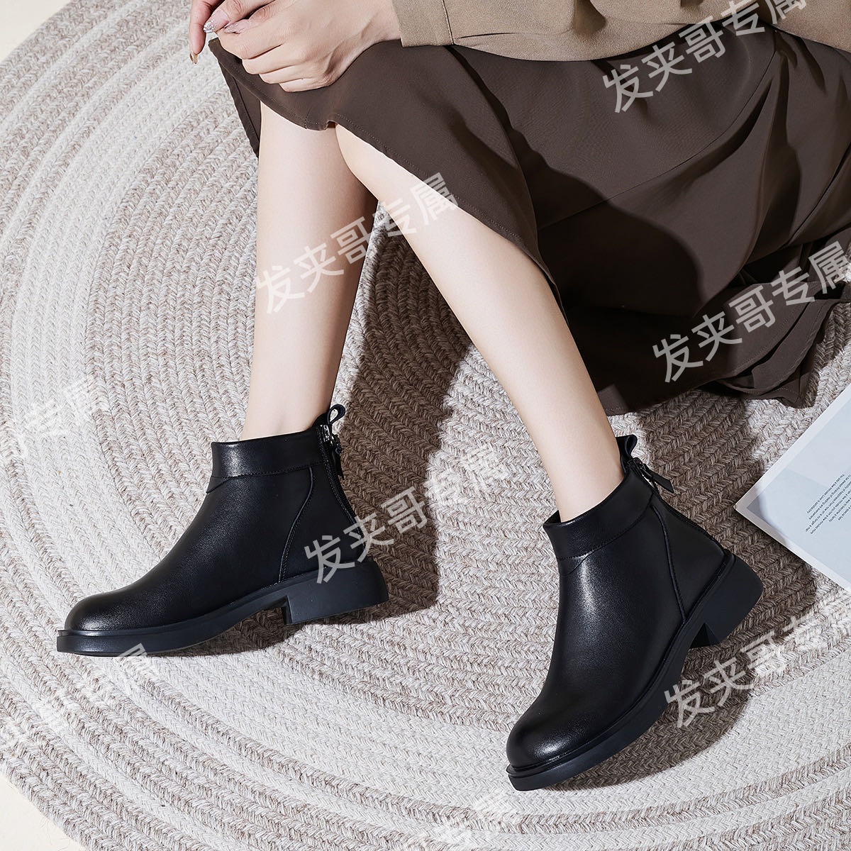 （恋靴）2025新款后双拉链圆头舒适百搭软底瘦瘦加绒短靴2251-1
