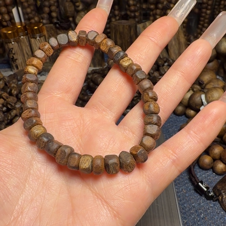 树脂制品算盘珠4克