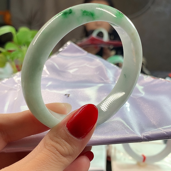 翡翠未镶嵌手镯57.5圈口