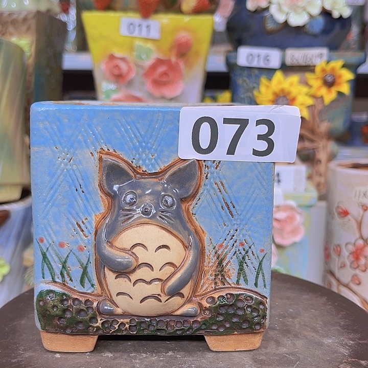 紫砂花盆陶瓷制品