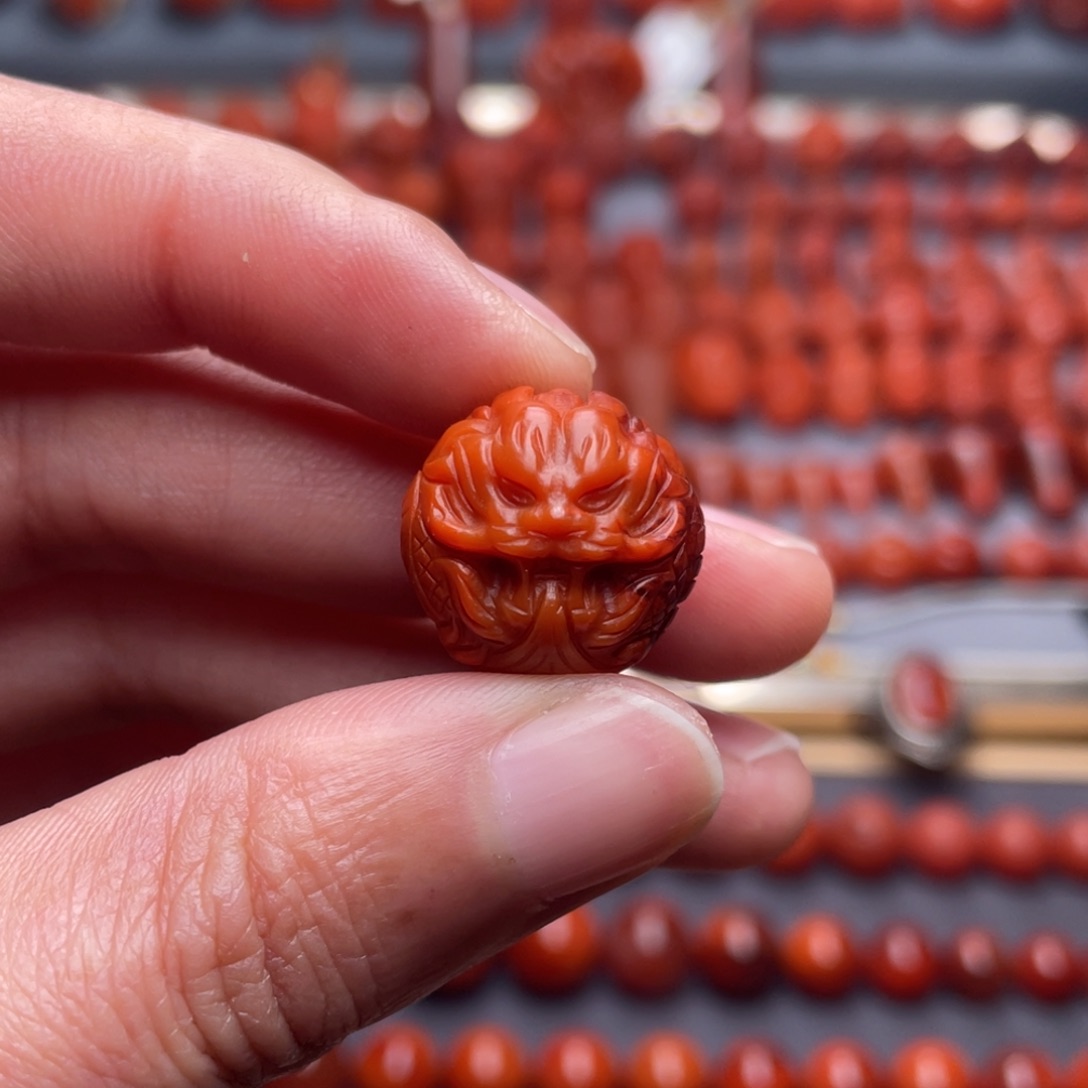 *****南红玛瑙未镶嵌其他W16➕瓦西牛血双色满肉龙珠柔光