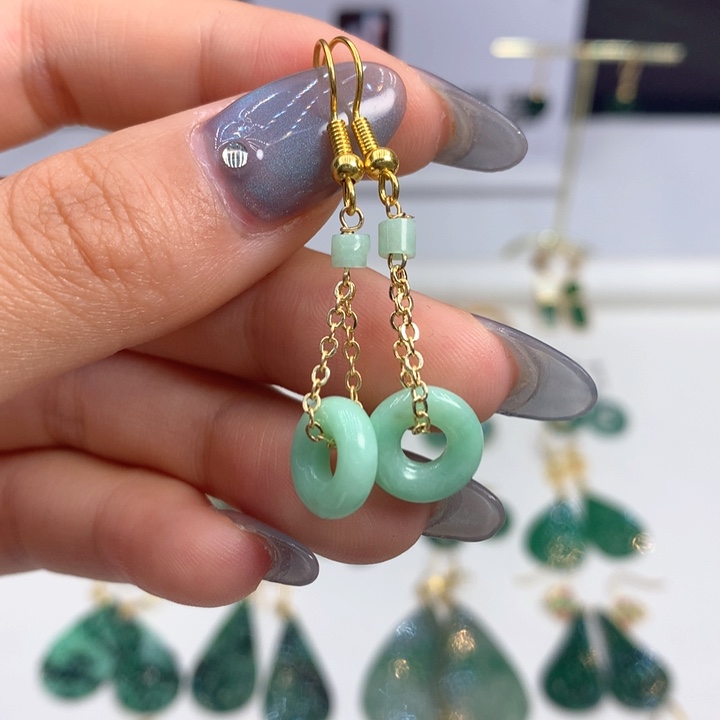 翡翠未镶嵌耳饰耳饰