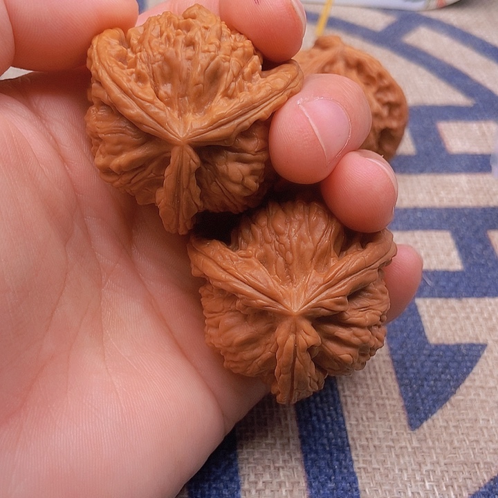 吊坠文玩核桃旗***下三棱