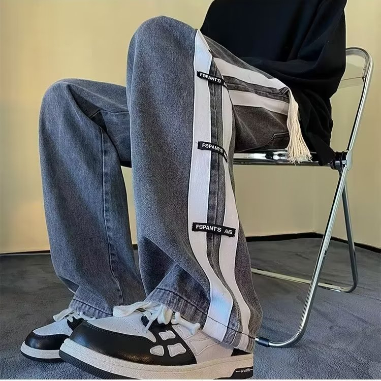 J39牛仔裤男春夏季美式潮牌高街帅气宽松大码直筒长裤拼接裤子