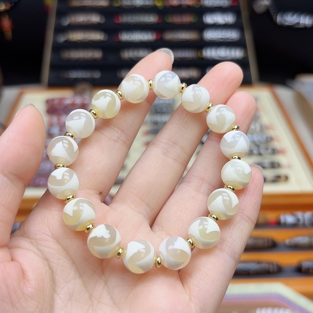 玛瑙/玉髓颈饰合金