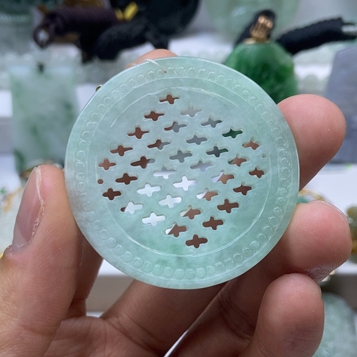 翡翠颈饰未镶嵌缅甸A货翡翠