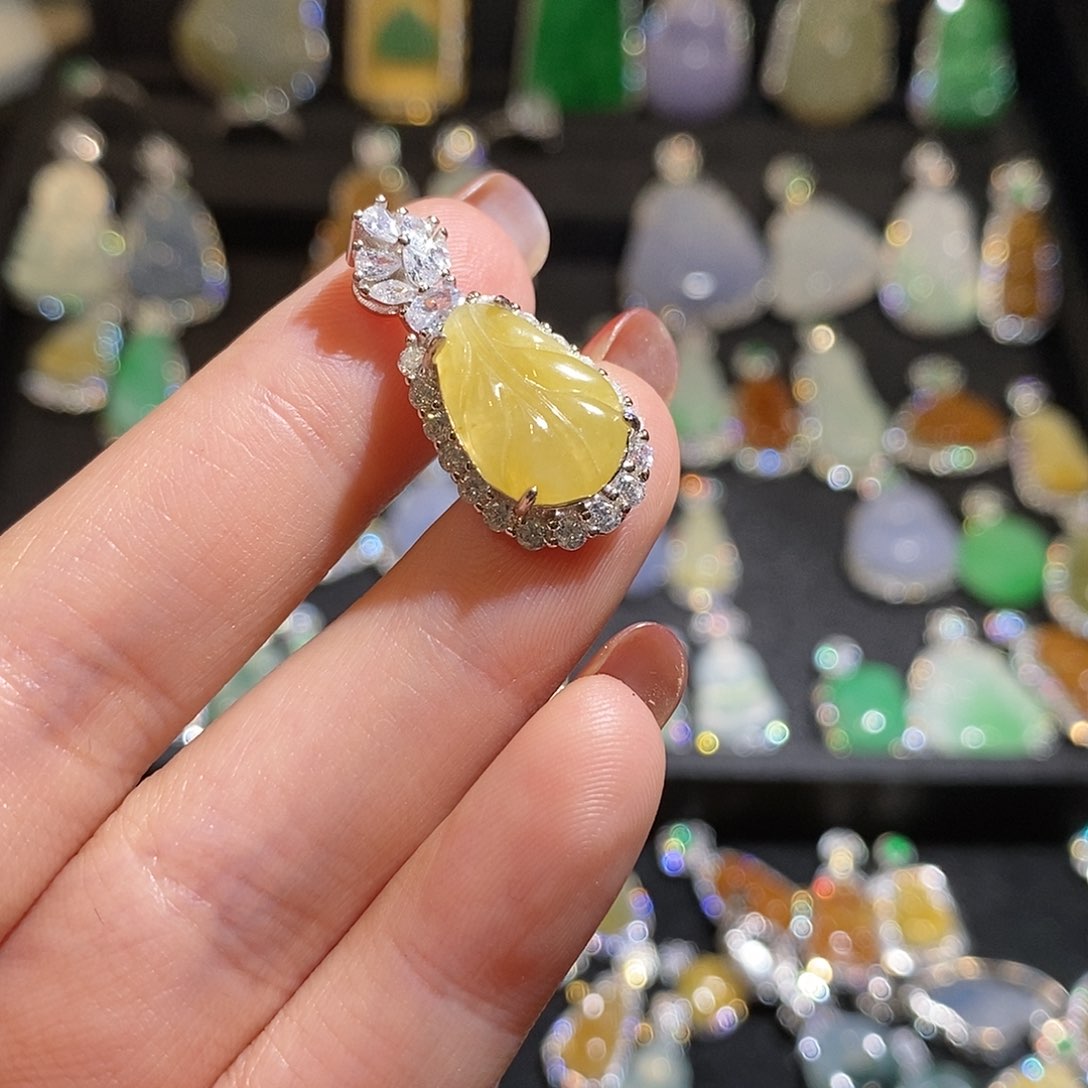 颈饰银S925镶嵌翡翠粒*天然翡翠 