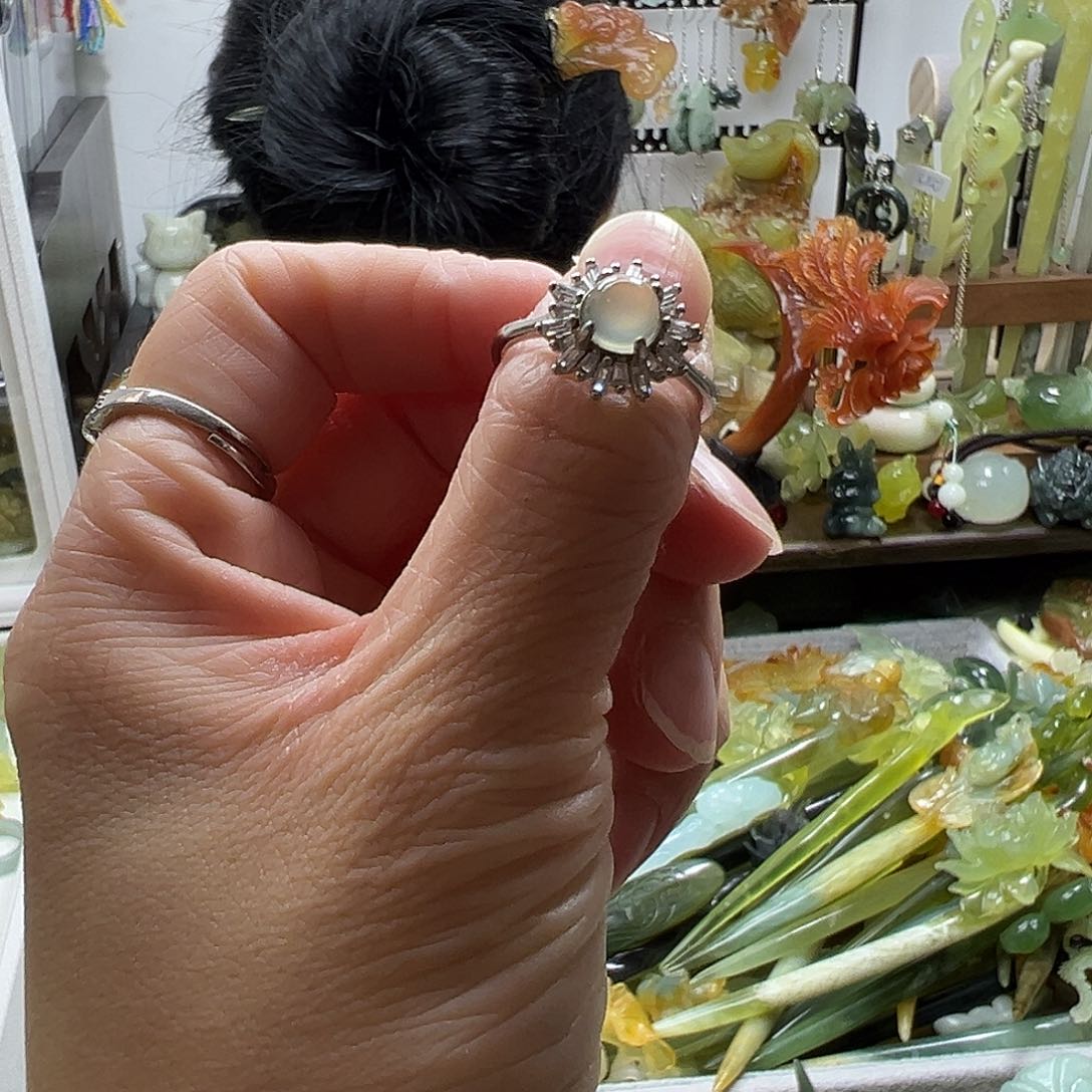 蛇纹石玉发饰合金