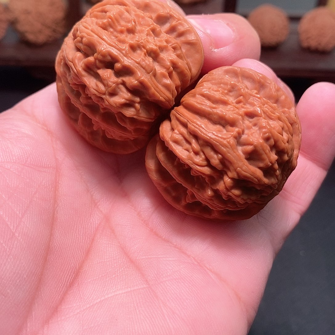 吊坠文玩核桃美***冰42.5尺，全品白狮子